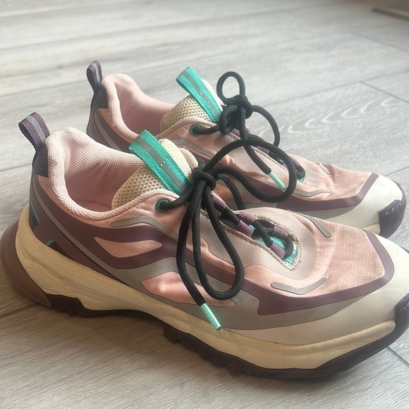 Zara pastel graphic contrast running shoe sneakers size 7 - Picture 1 of 10